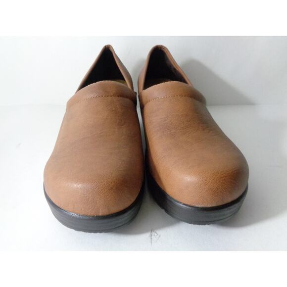 AXXIOM Marnie 10M Cognac Medium Brown Slip On Closed Heel Clogs Platform Shoes - Picture 2 of 8